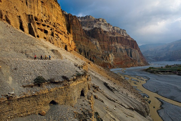 sky caves Mustang